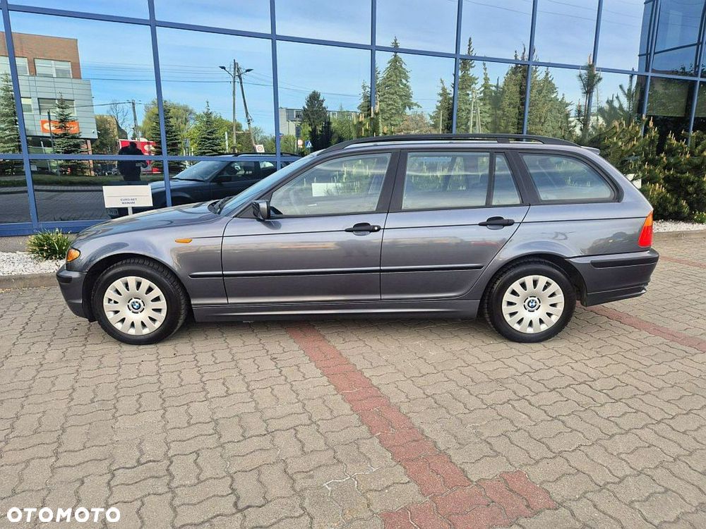 BMW Seria 3 318i - 2