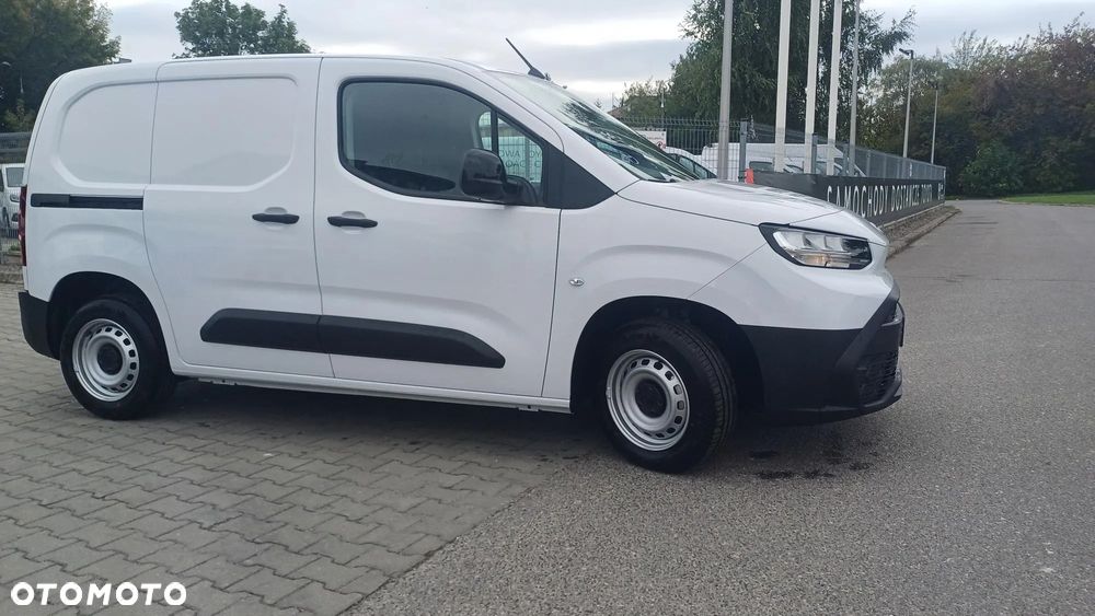Toyota Proace City - 4