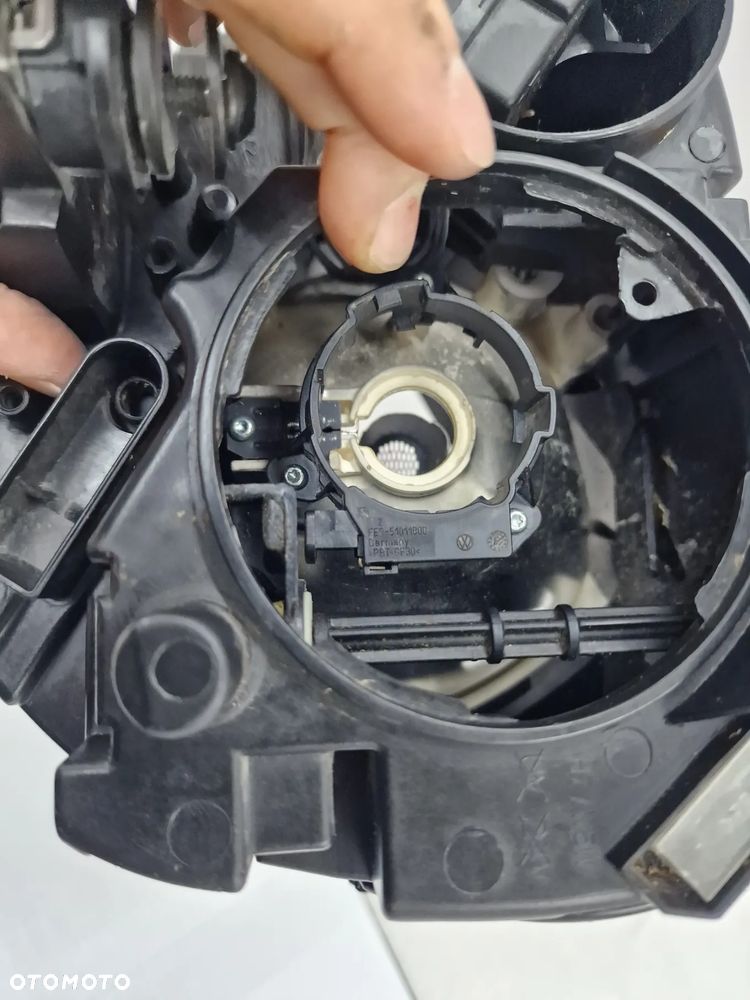 VW GOLF VII 7 5G0 12- PRAWA ZWYKŁA LAMPA PRZEDNIA PRZÓD , NR 5G1941006 , NR AUKCJI LA170 - 23
