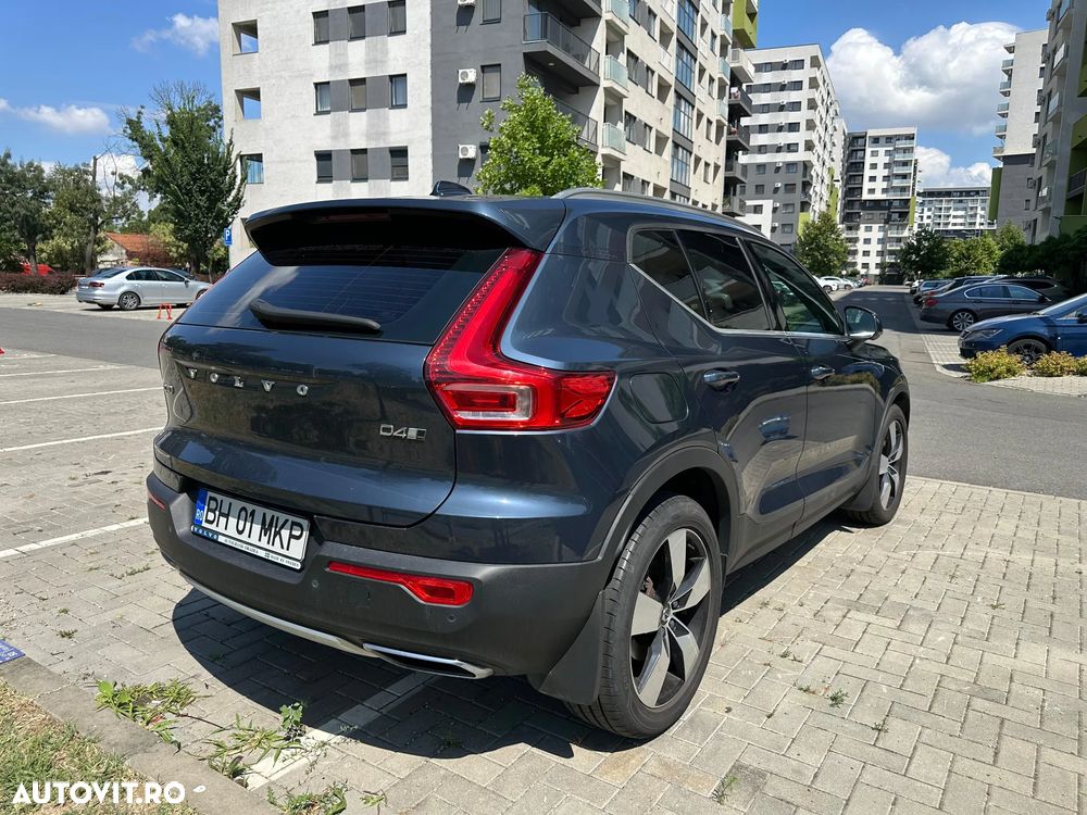 Volvo XC 40 D4 AWD Geartronic Inscription - 3
