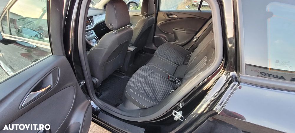 Opel Astra 1.6 D (CDTI) Automatik Edition - 9