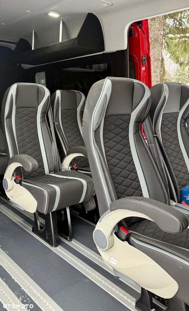 Mercedes-Benz Sprinter Standard SELECT AWD 9G-Tronic 907.233 - 22