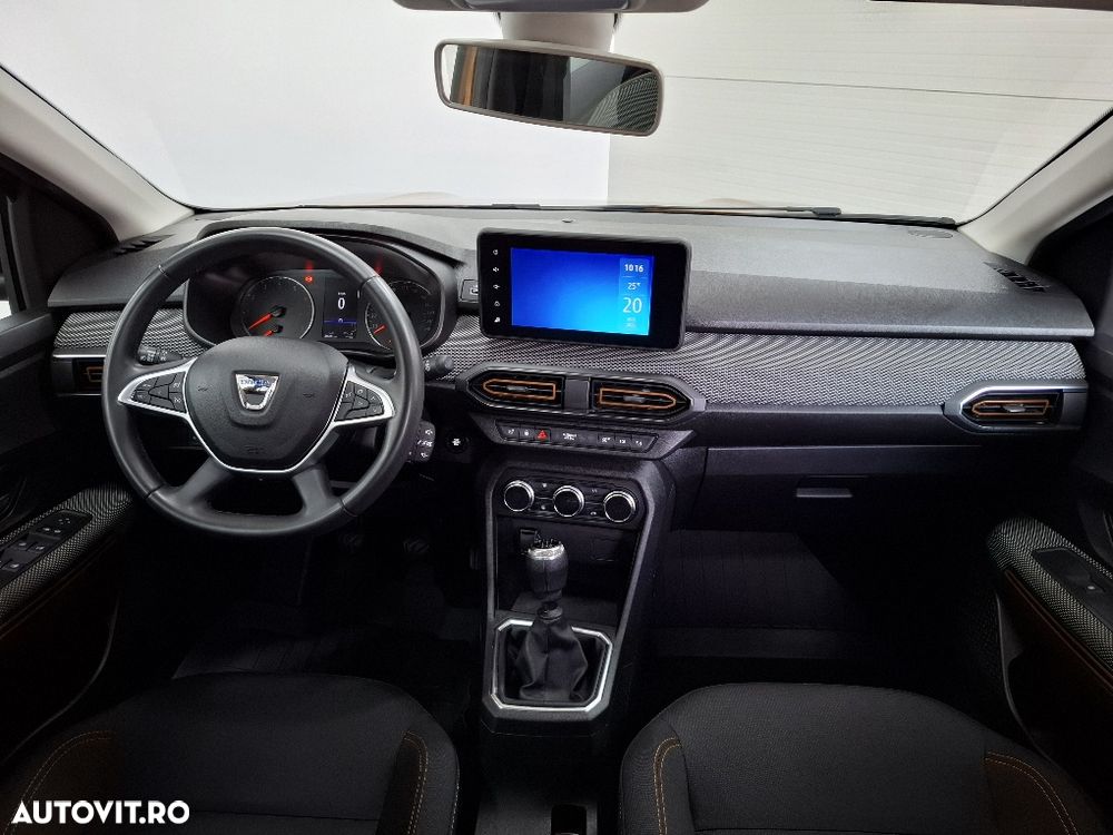 Dacia Sandero Stepway TCe 90 MT6 Comfort - 3