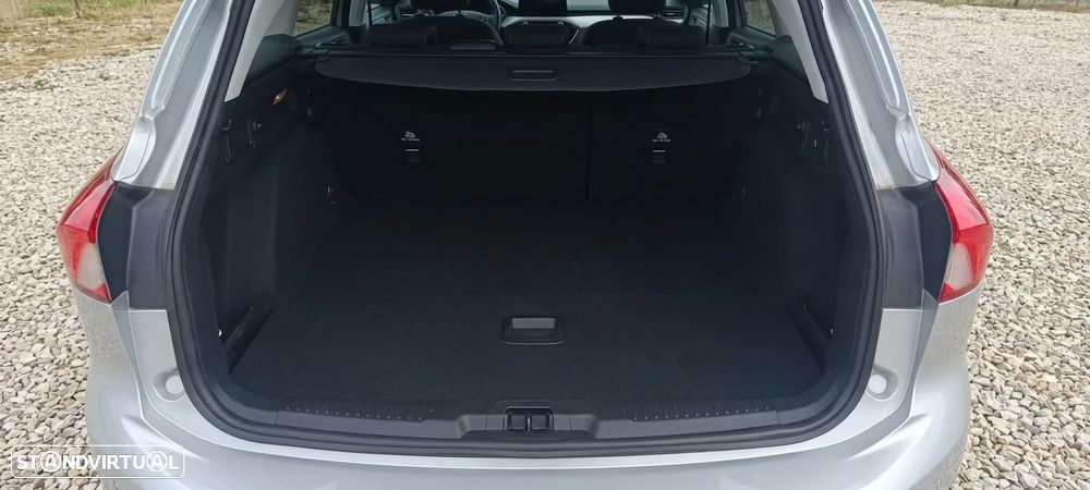 Ford Focus SW 1.5 TDCi EcoBlue Business - 13