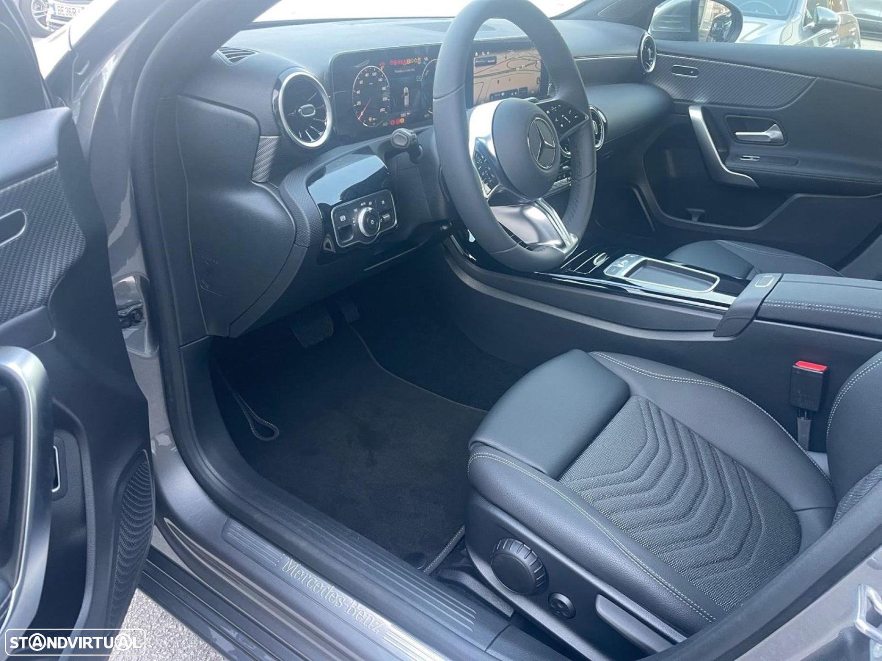 Mercedes-Benz A 250 e - 15