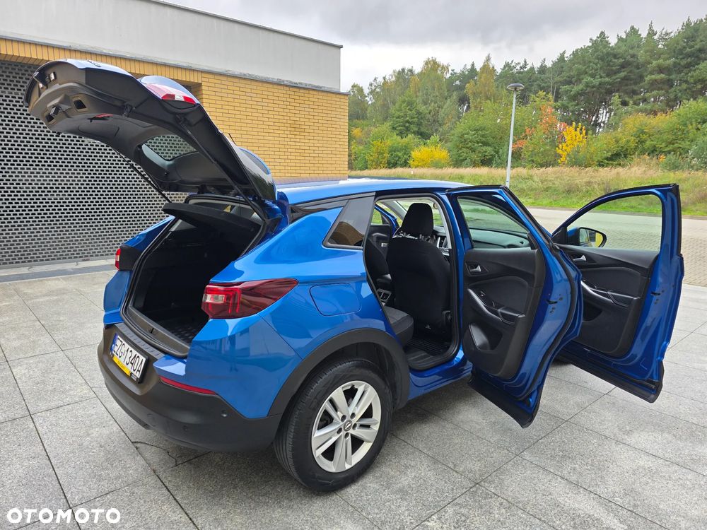 Opel Grandland X 1.2 T Enjoy S&S - 11