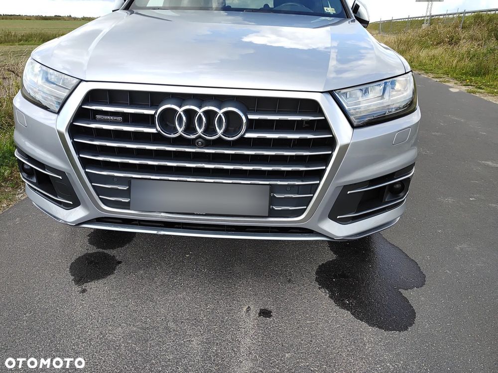 Audi Q7 - 10