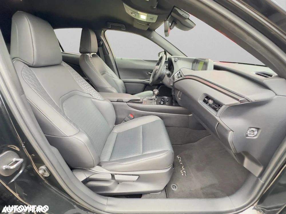 Lexus UX 250h Executive Line - 19