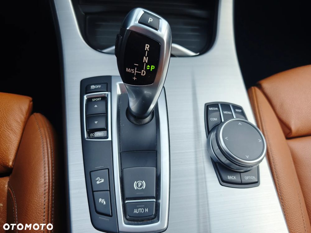 BMW X4 xDrive20i - 25