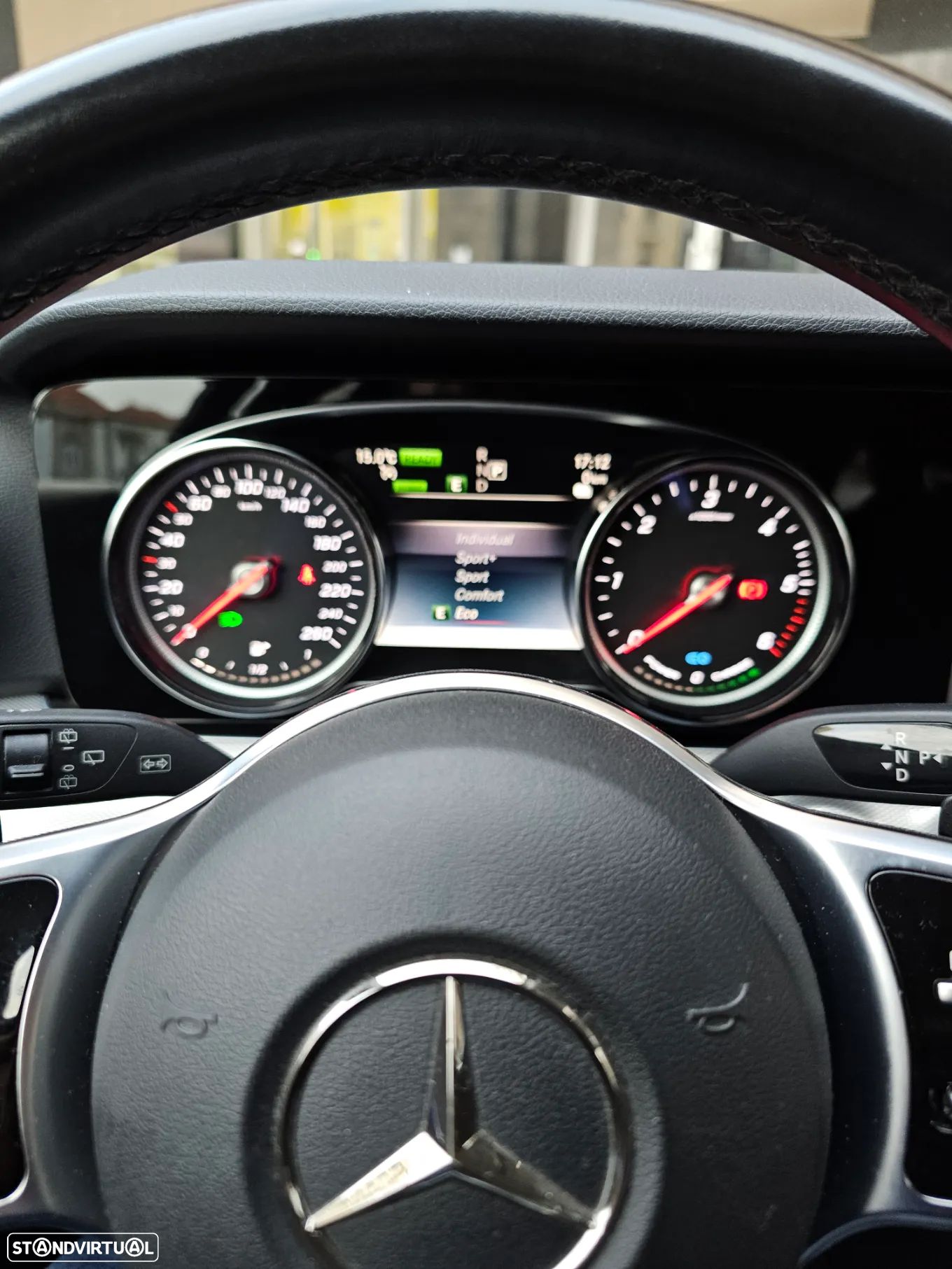 Mercedes-Benz E 300 - 1