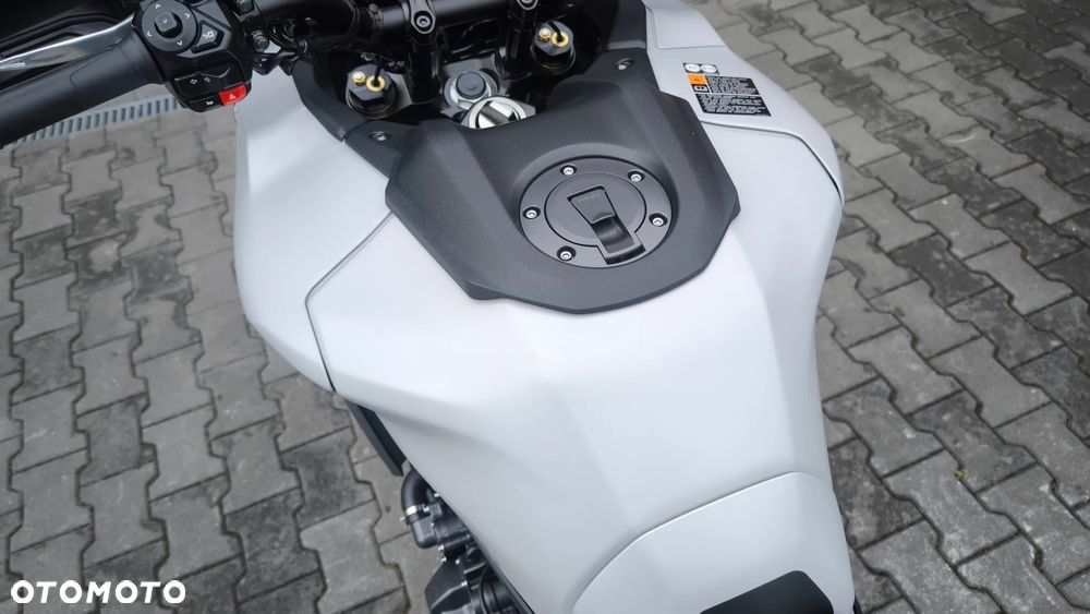 Yamaha Tracer - 22