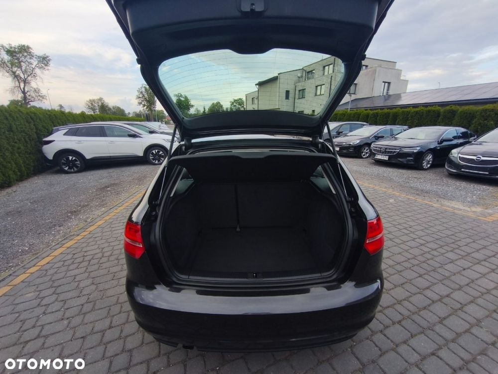 Audi A3 Sportback - 17