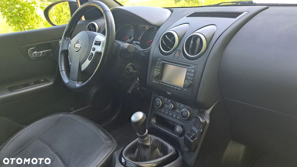 Nissan Qashqai 2.0 360 - 9