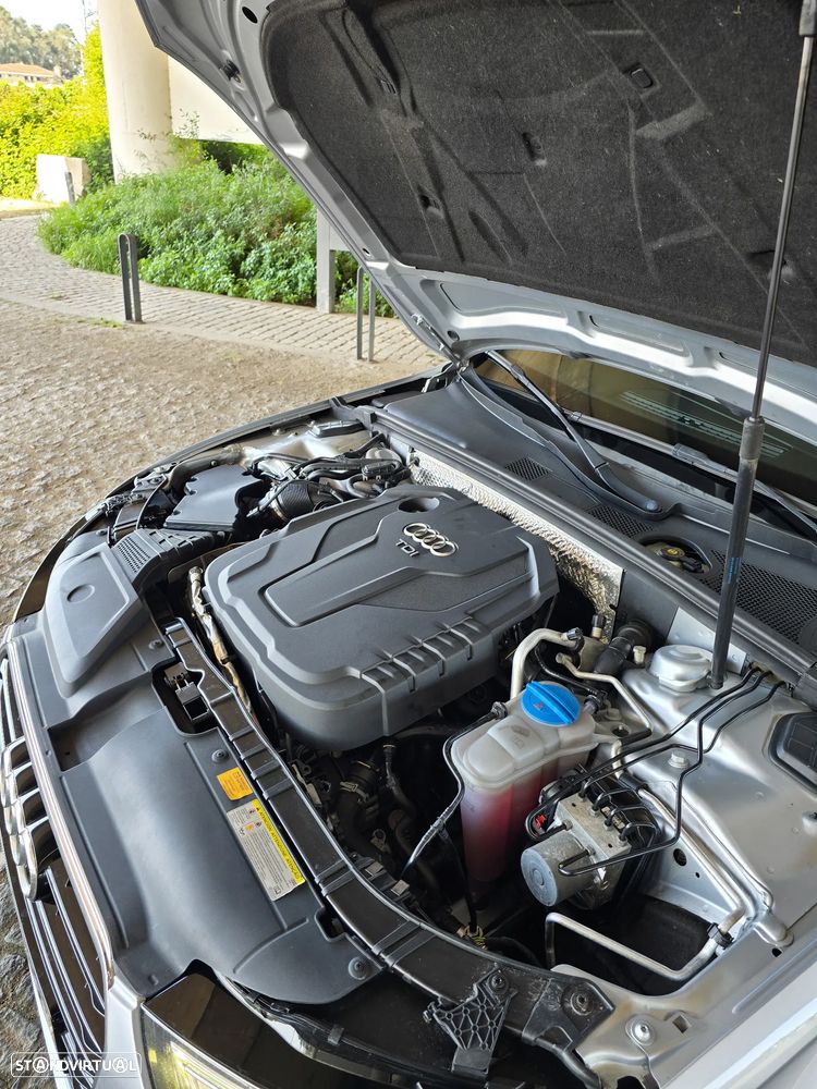 Audi A4 2.0 TDI multitronic S-line - 31