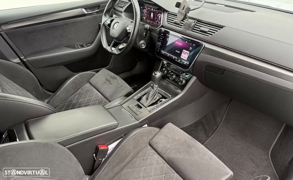Skoda Superb 1.4 TSI iV Sportline DSG - 4
