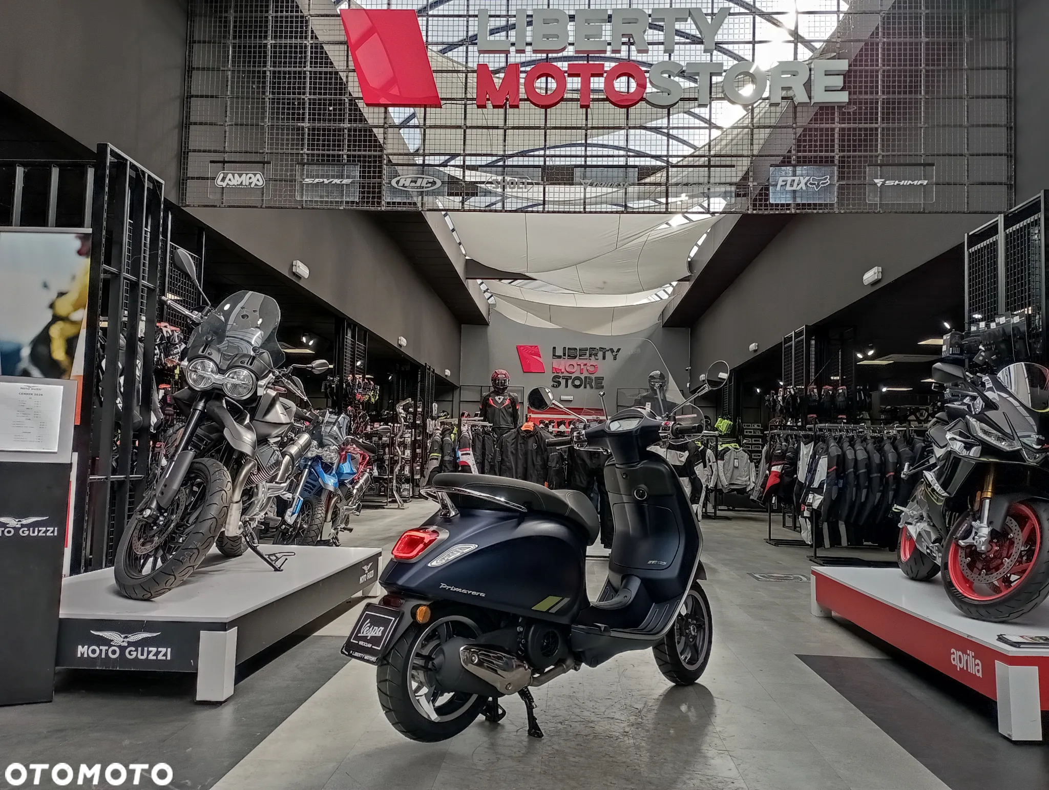 Vespa Primavera - 7
