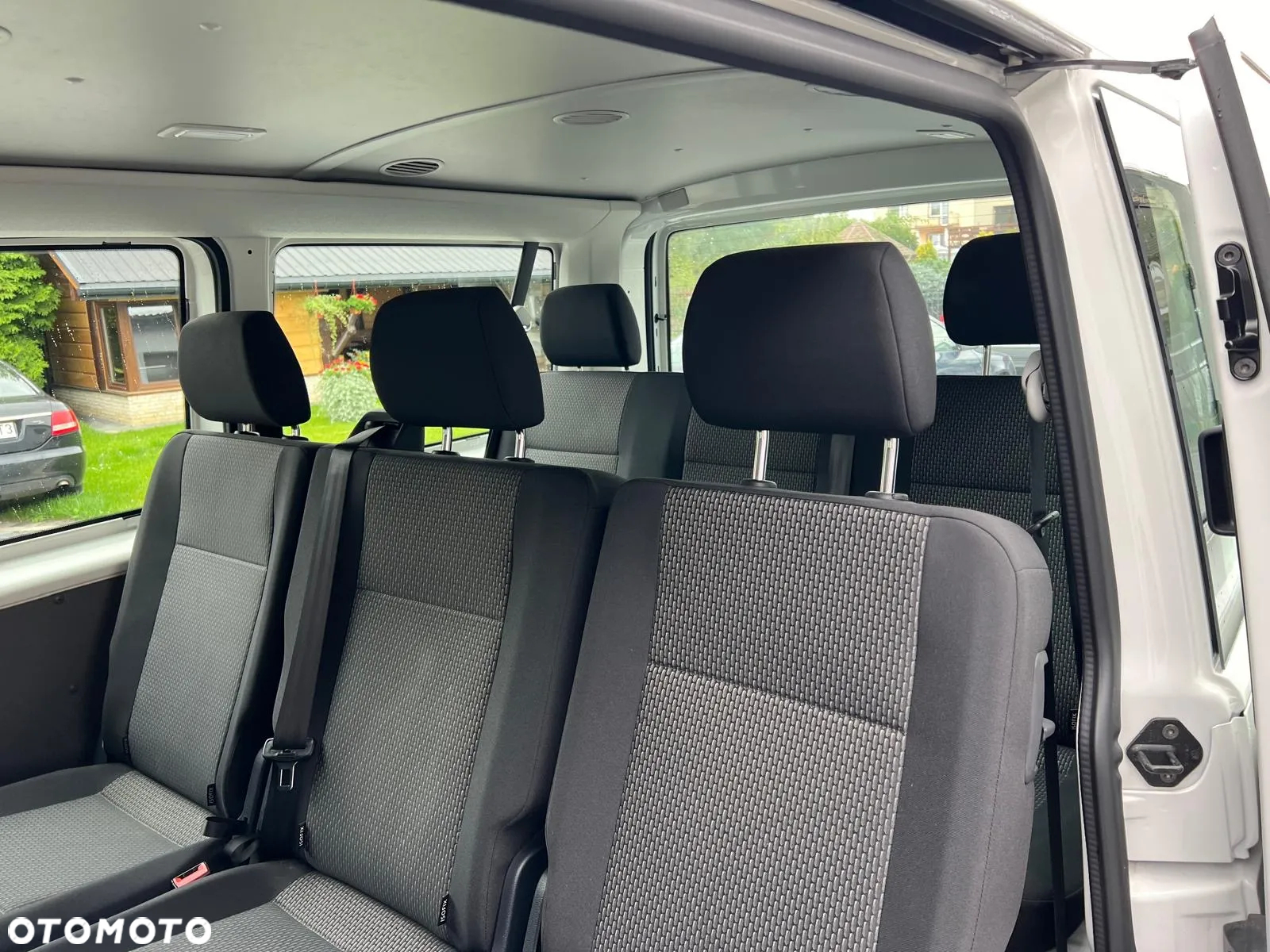 Volkswagen Transporter - 12