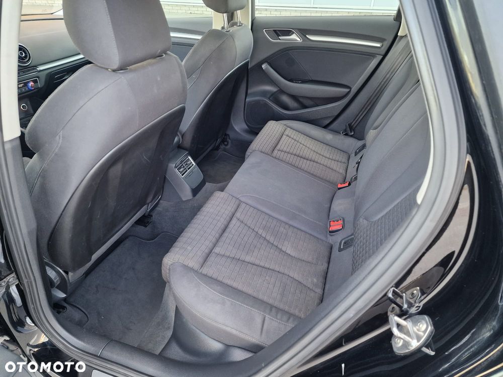 Audi A3 Sportback 1.4 TFSI Attraction - 30