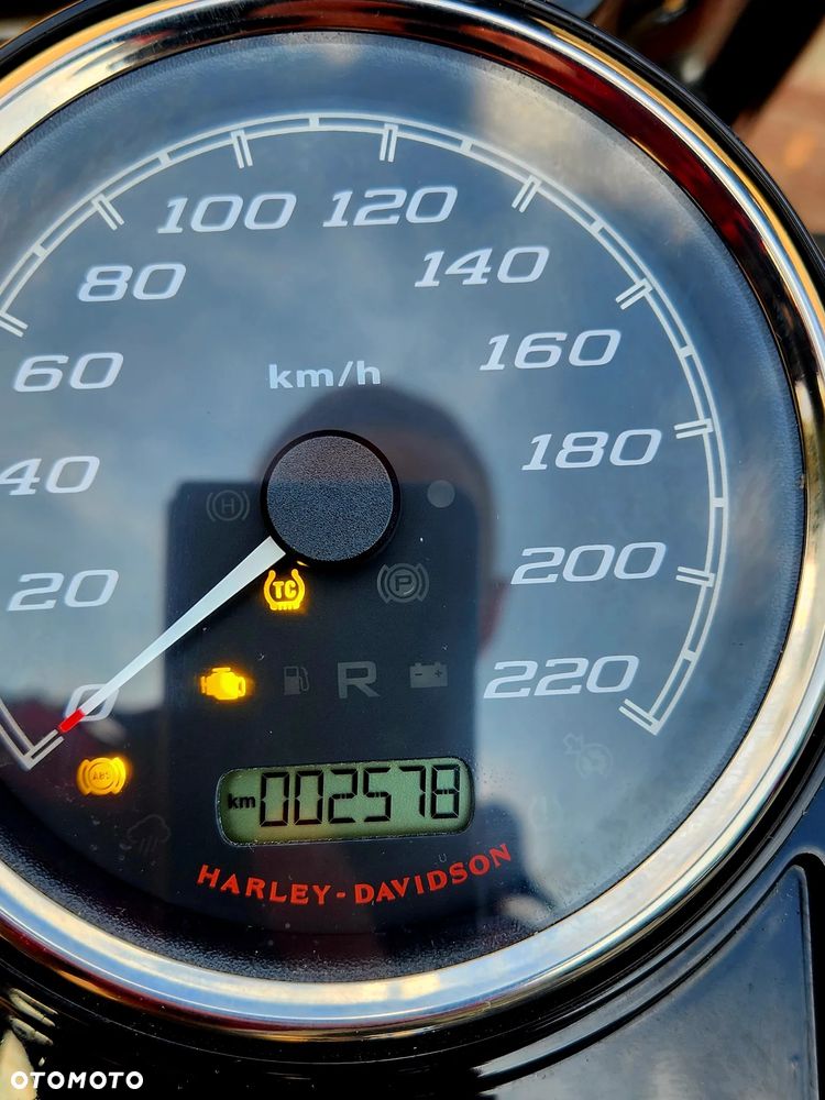 Harley-Davidson Touring Road King - 17