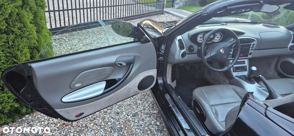 Porsche Boxster 2.7 - 12