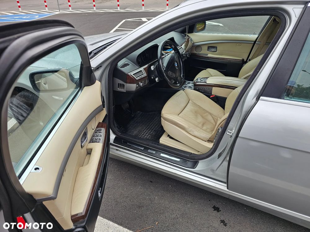 BMW Seria 7 730d - 8