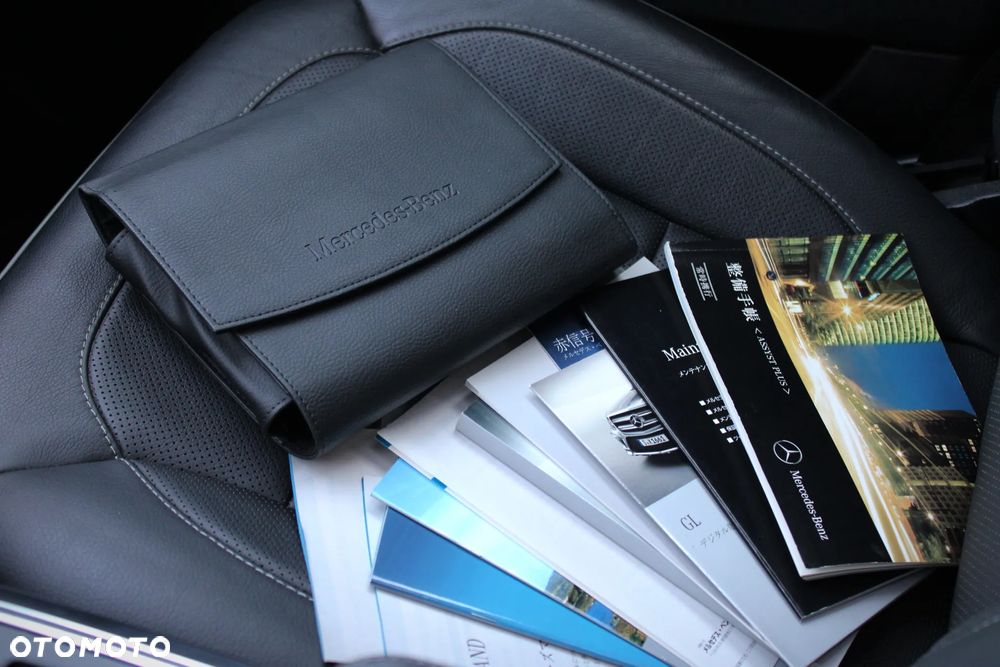 Mercedes-Benz GL 500 4-Matic - 32