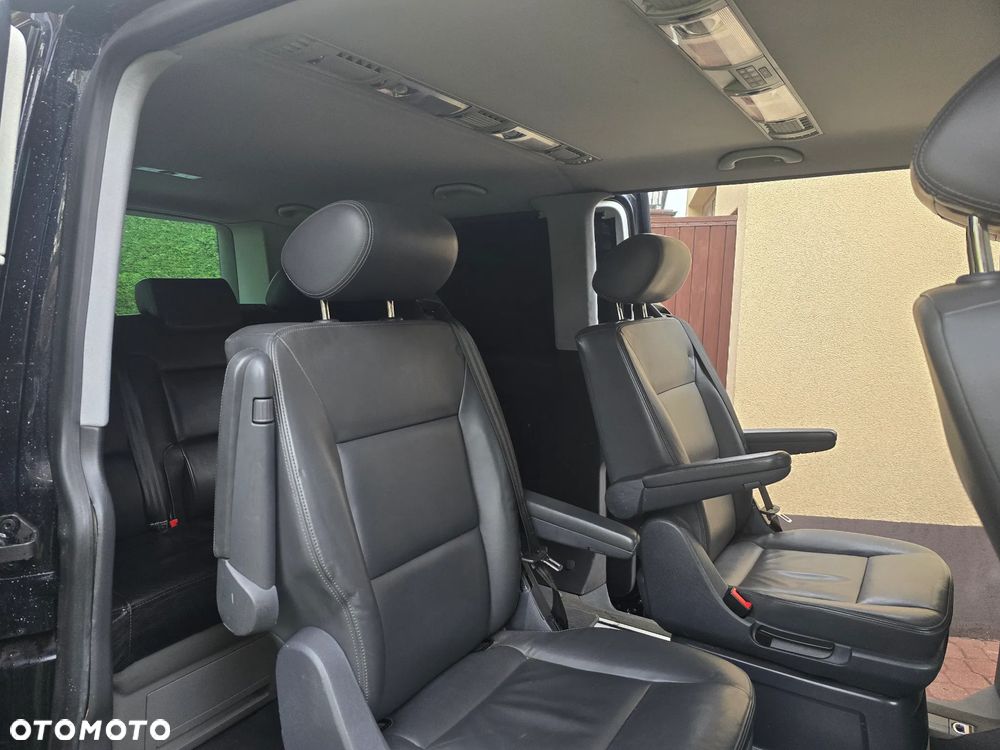 Volkswagen Multivan - 21