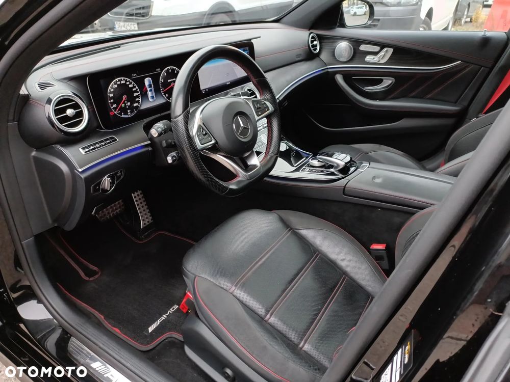 Mercedes-Benz Klasa E 43 AMG 4-Matic - 8