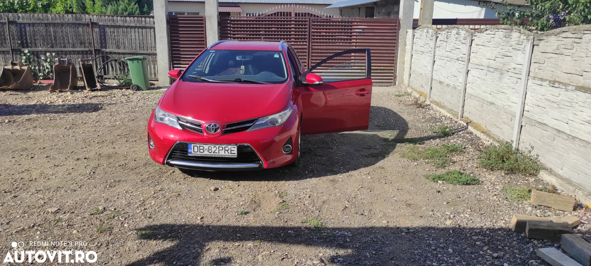 Toyota Auris 2.0 D-4D Touring Sports Edition - 3