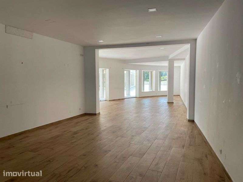 Loja com 140 m2 centro de Chaves. - Grande imagem: 4/8