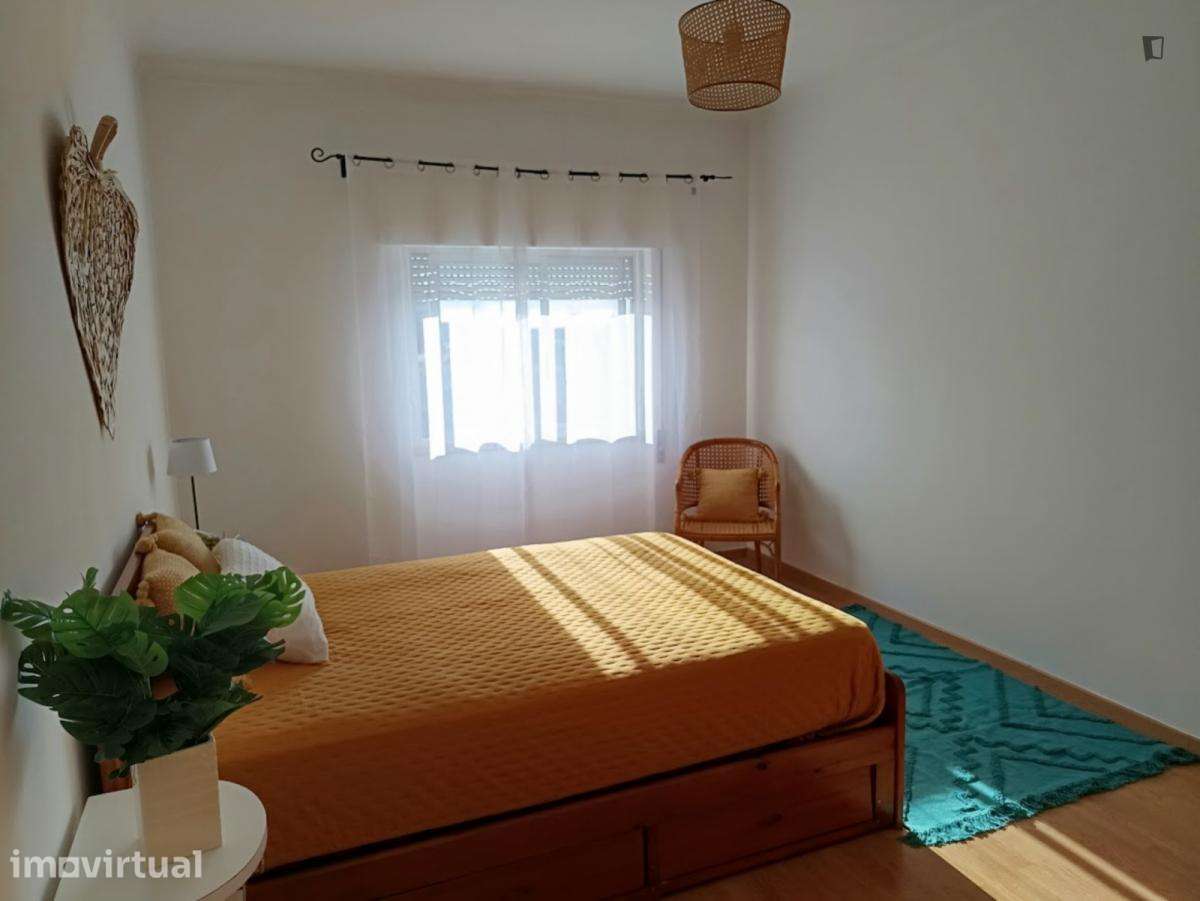 Apartamento com 2 quartos - localizado em Setubal - Grande imagem: 2/60