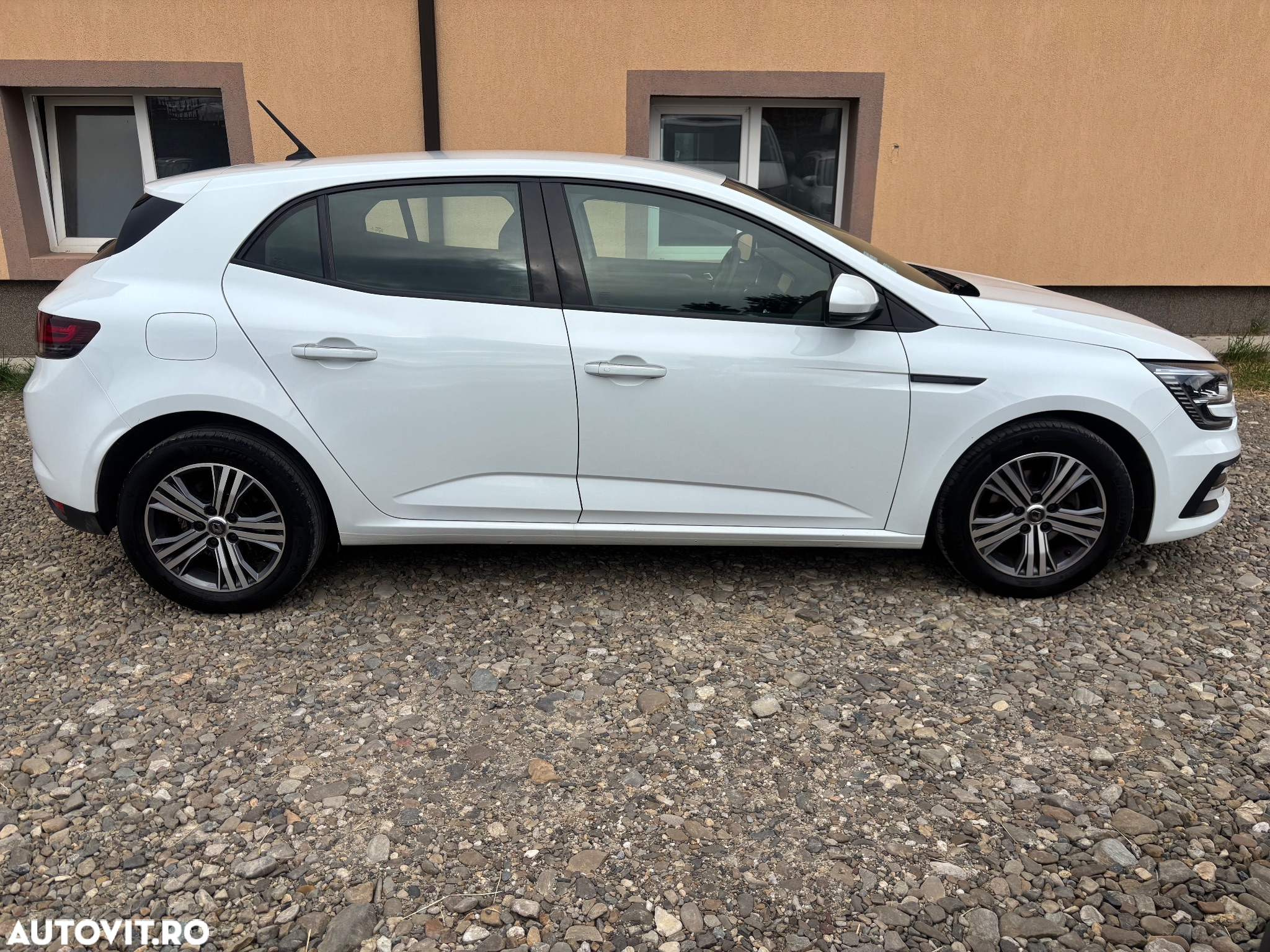 Renault Megane BLUE dCi 115 EDC Techno - 7