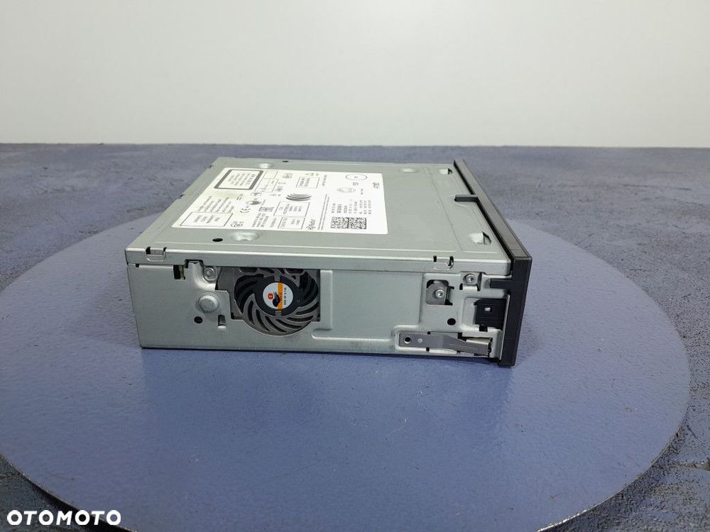 SKODA OCTAVIA III CZYTNIK KART SD MULTIMEDIA 5Q0035864B - 2