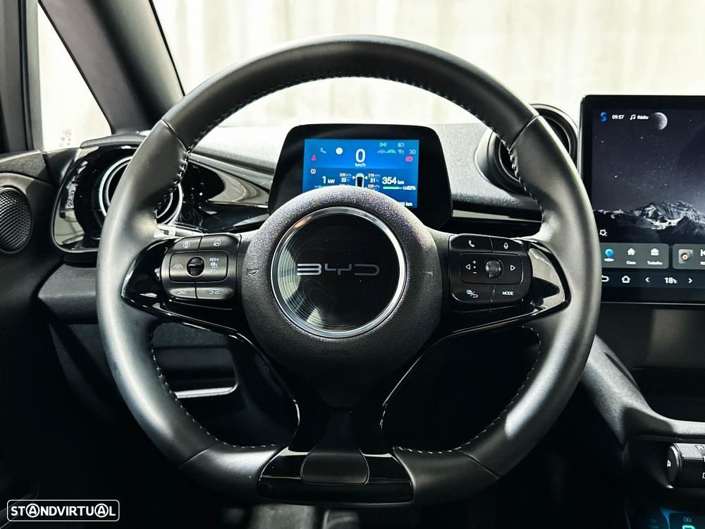 BYD Dolphin 60.4 kWh Design - 20