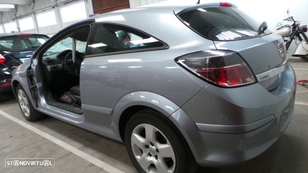 Para Peças Opel Astra H Gtc (A04) - 5