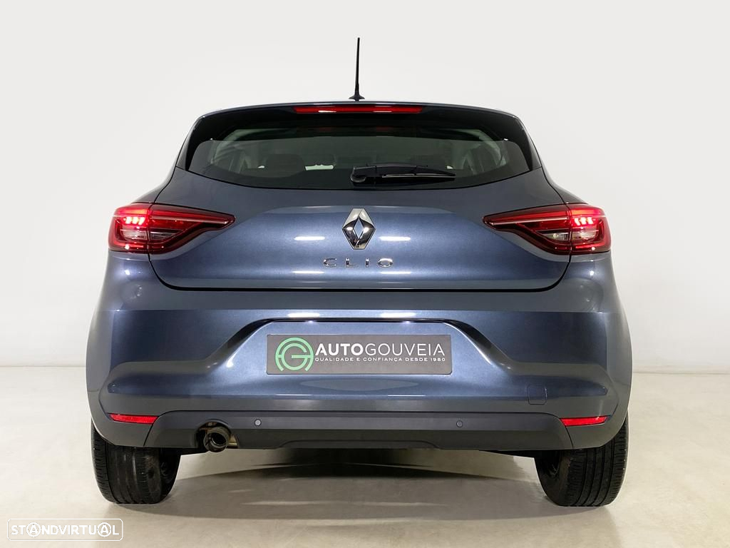 Renault Clio - 7