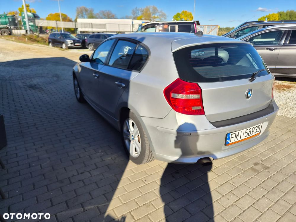 BMW Seria 1 - 12