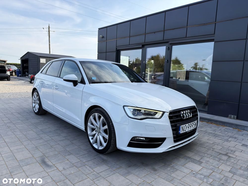 Audi A3 Sportback 2.0 TDI Quattro Ambiente S tronic - 13