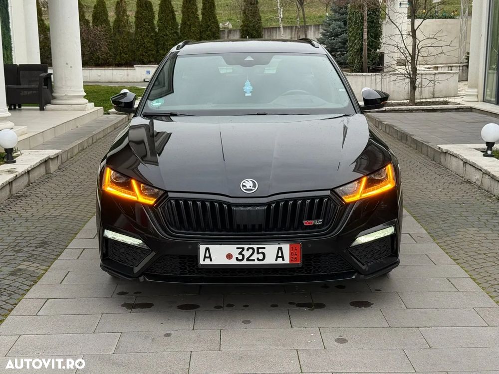Skoda Octavia 2.0 TDI DSG RS Plus - 37