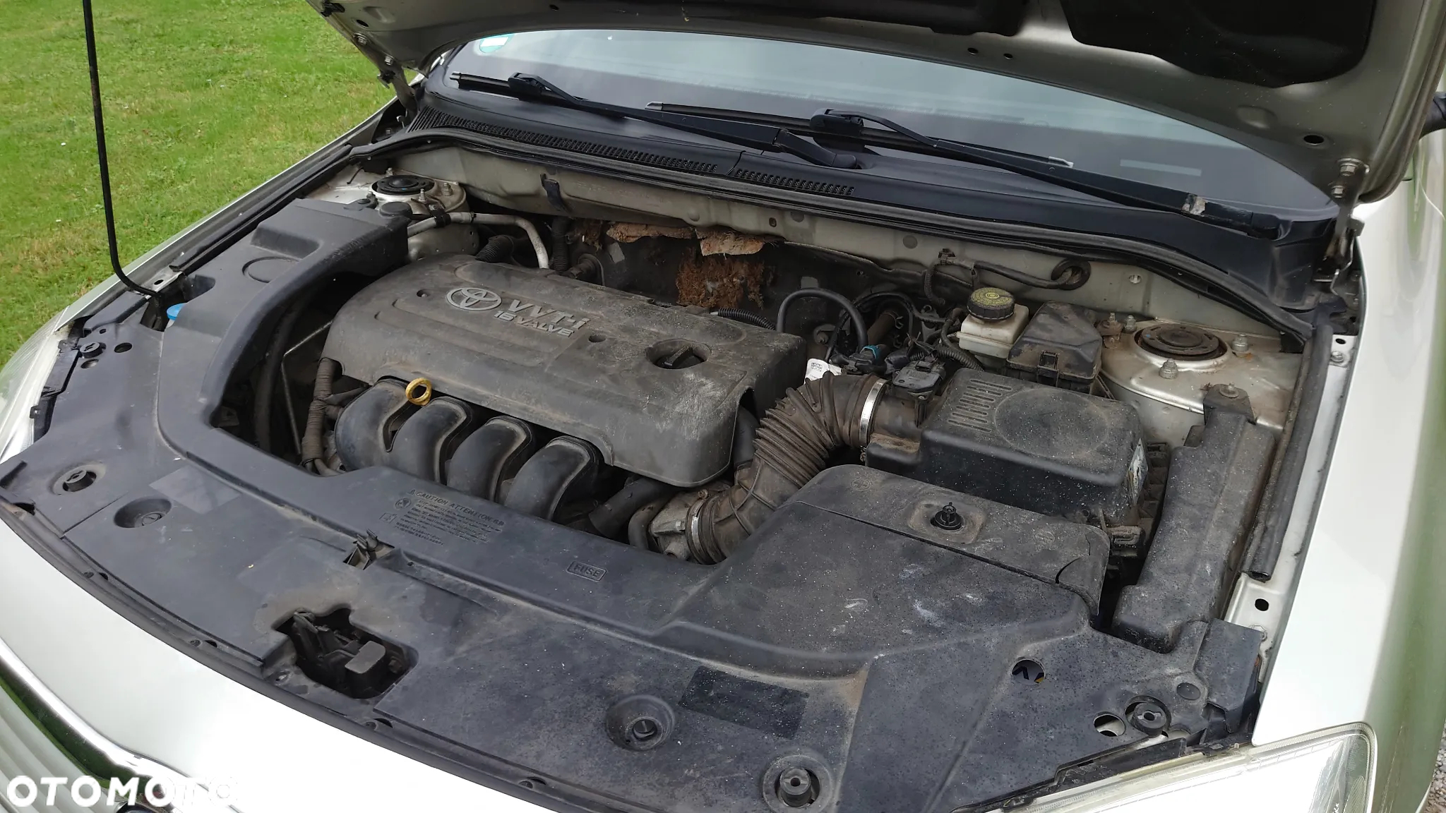 Toyota Avensis 1.8 VVT-i Combi Executive - 30