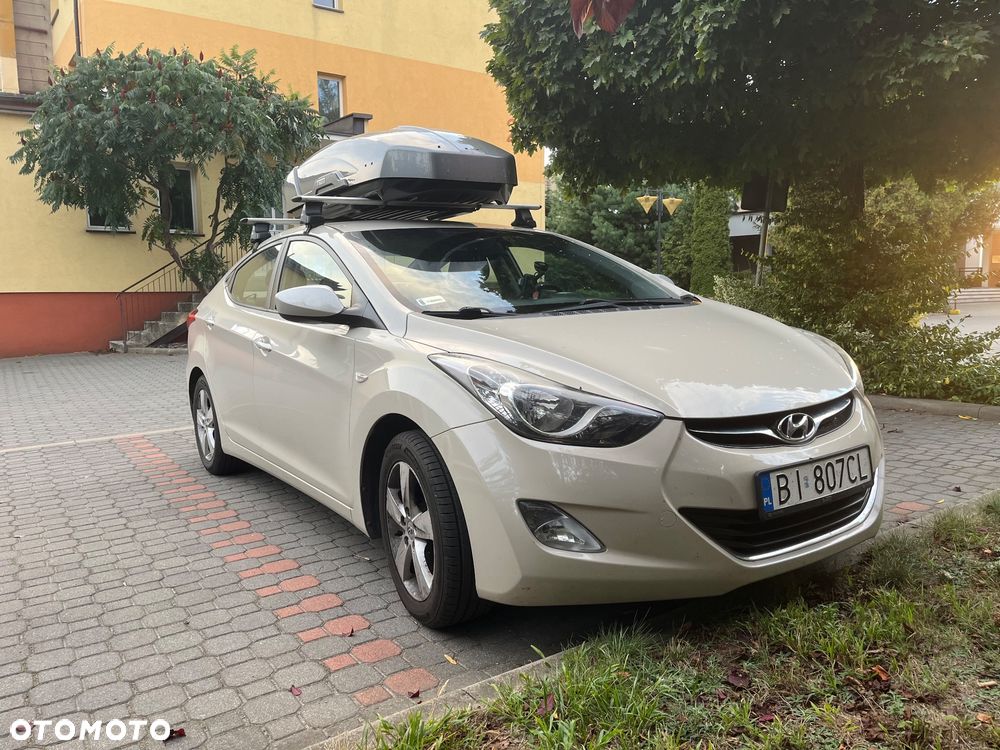 Hyundai Elantra 1.6 Comfort - 1