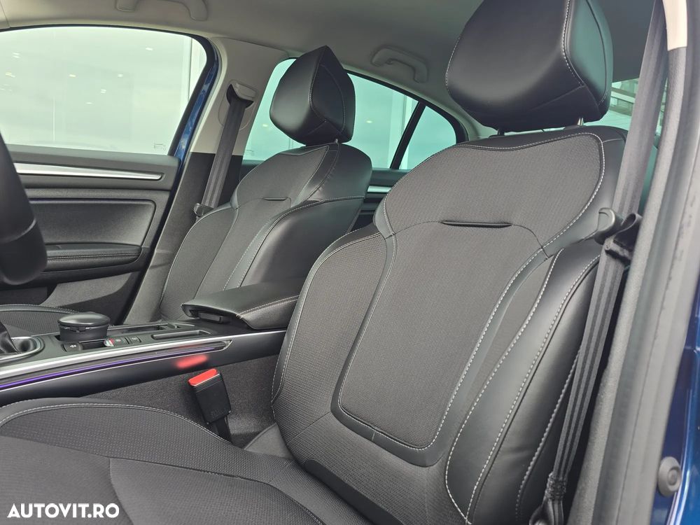 Renault Megane TCe Intens - 9