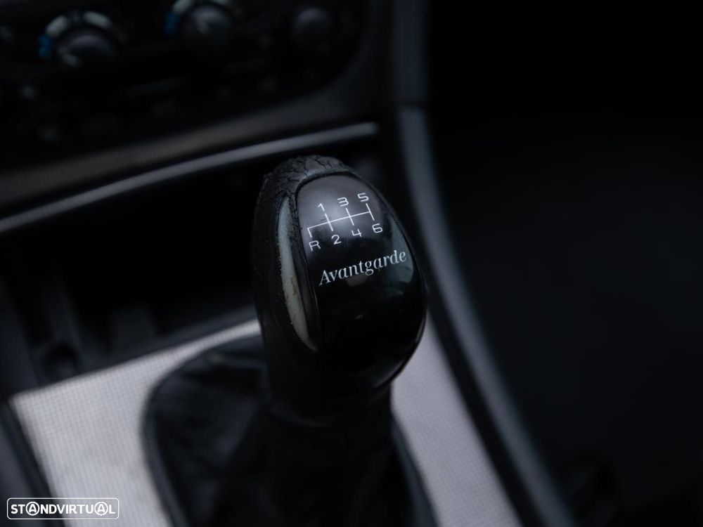 Mercedes-Benz C 180 - 11