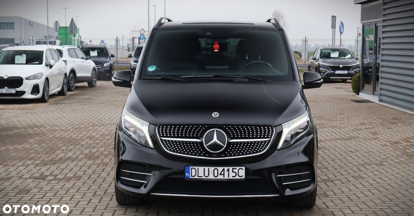 Mercedes-Benz Klasa V - 2