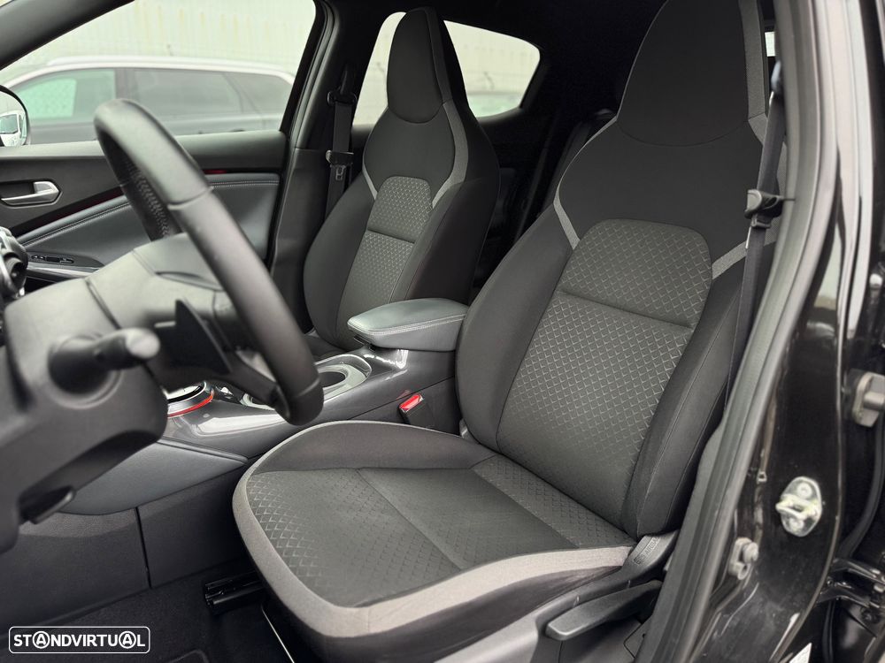 Nissan Juke 1.0 DIG-T N-Connecta DCT - 19