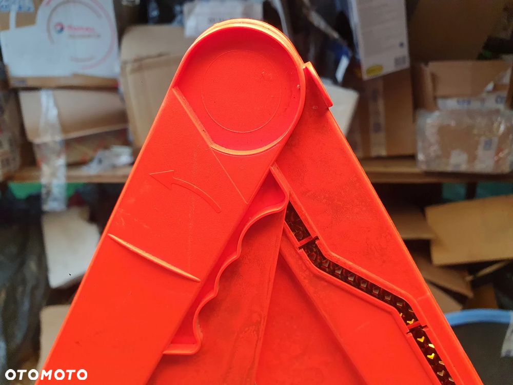 Uchwyt 8E5860285 4B5860251C Mocowanie Rygiel Trojkat Ostrzegawczy Klapa Audi A4 B6 B7 Sedan - 27