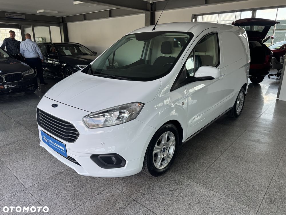 Ford Transit Courier - 6