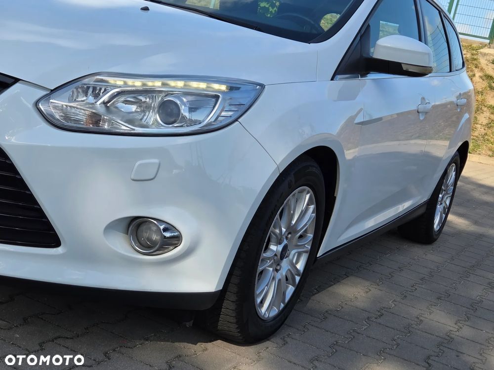 Ford Focus 1.6 TDCi DPF SYNC Edition - 11