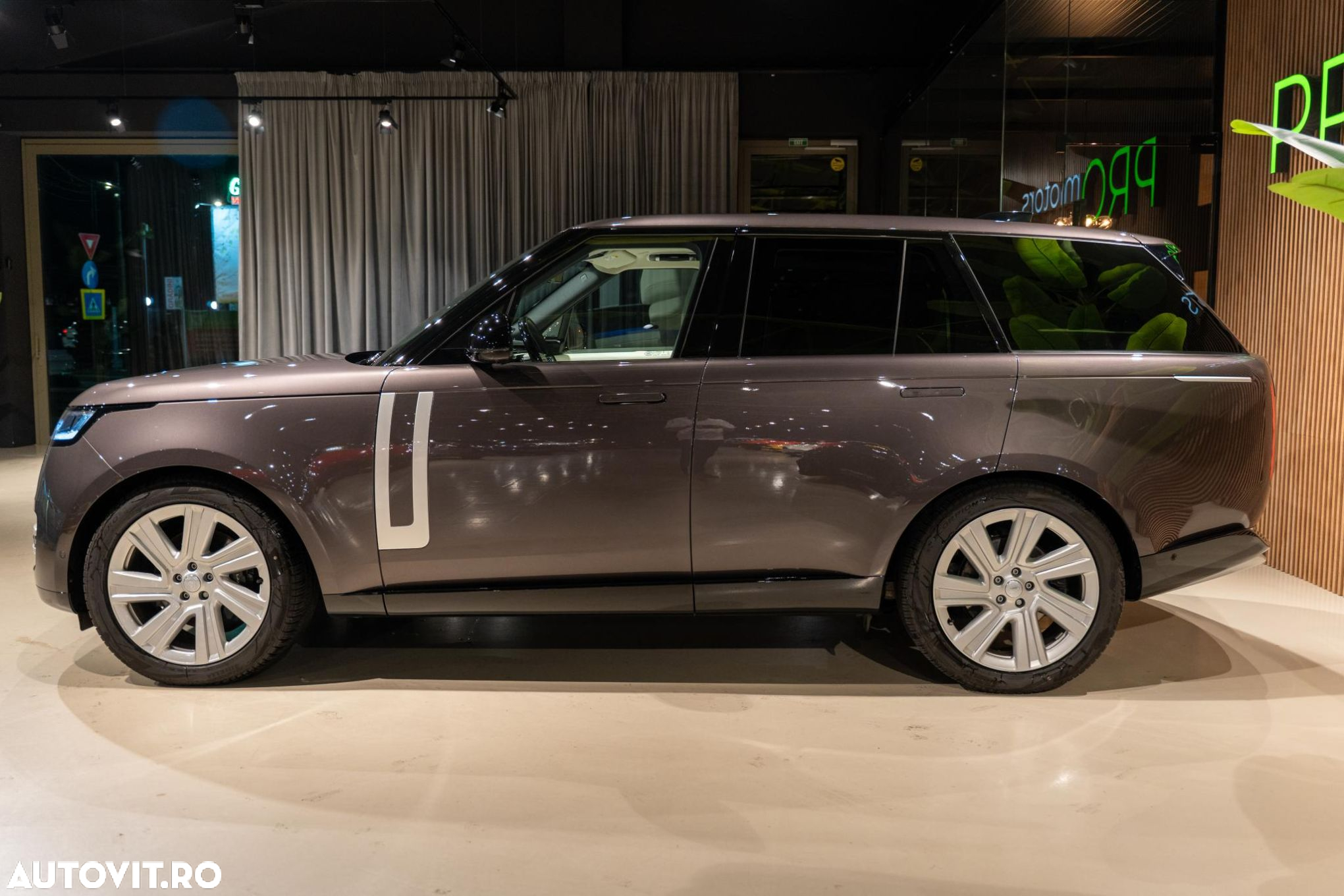 Land Rover Range Rover - 6