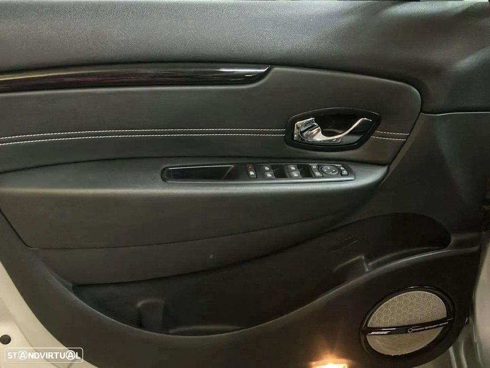 Renault Scénic - 19